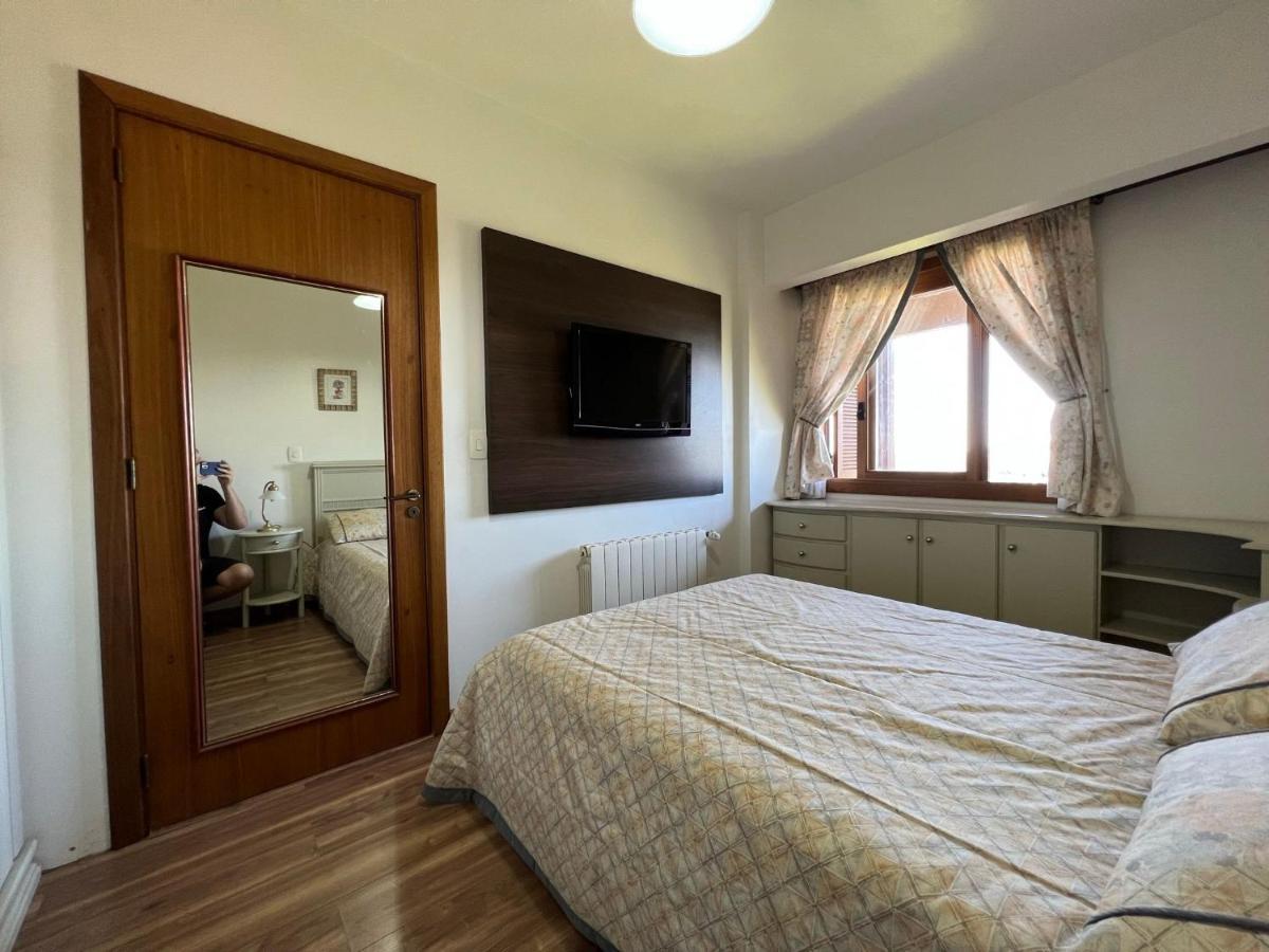 Mrg - Linda Vista 1D 200 Mts Avenida Borges De Medeiros Daire Gramado Dış mekan fotoğraf